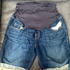 Maternity Shorts Old Navy